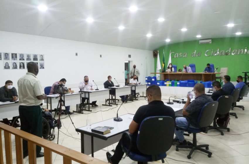  CÂMARA MUNICIPAL DE NANUQUE CONVOCA SESSÃO EXTRAORDINÁRIA PARA APRECIAÇÃO DE PROJETO DE LEI QUE PERMITE A REALIZAÇÃO DE CULTOS RELIGIOSOS