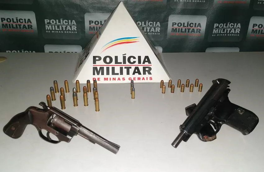  Adolescente é detida com duas armas de fogo em Governador Valadares