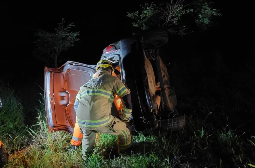  Mãe e filho morrem em batida frontal entre carros na BR-116