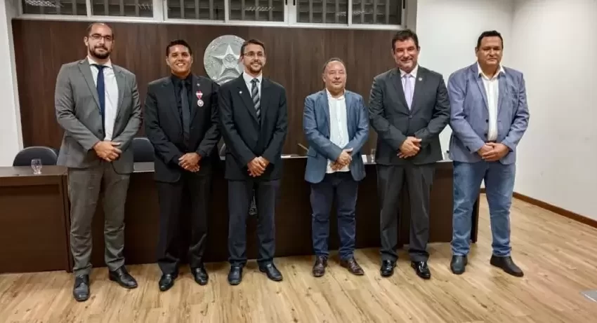  Delegado Regional de Polícia Civil Dr. João Augusto Ferraz é agraciado com a Medalha de Mérito Desembargador Hélio Costa