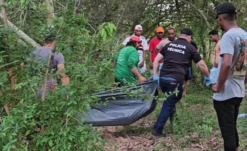  Tragédia no Rio Alcobaça: Dois jovens irmãos perdem a vida em afogamento em Medeiros Neto